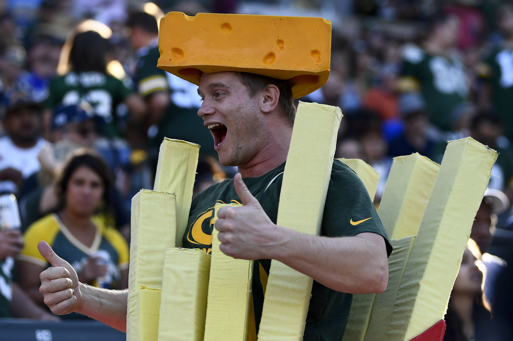 Chargers 26, Packers 11